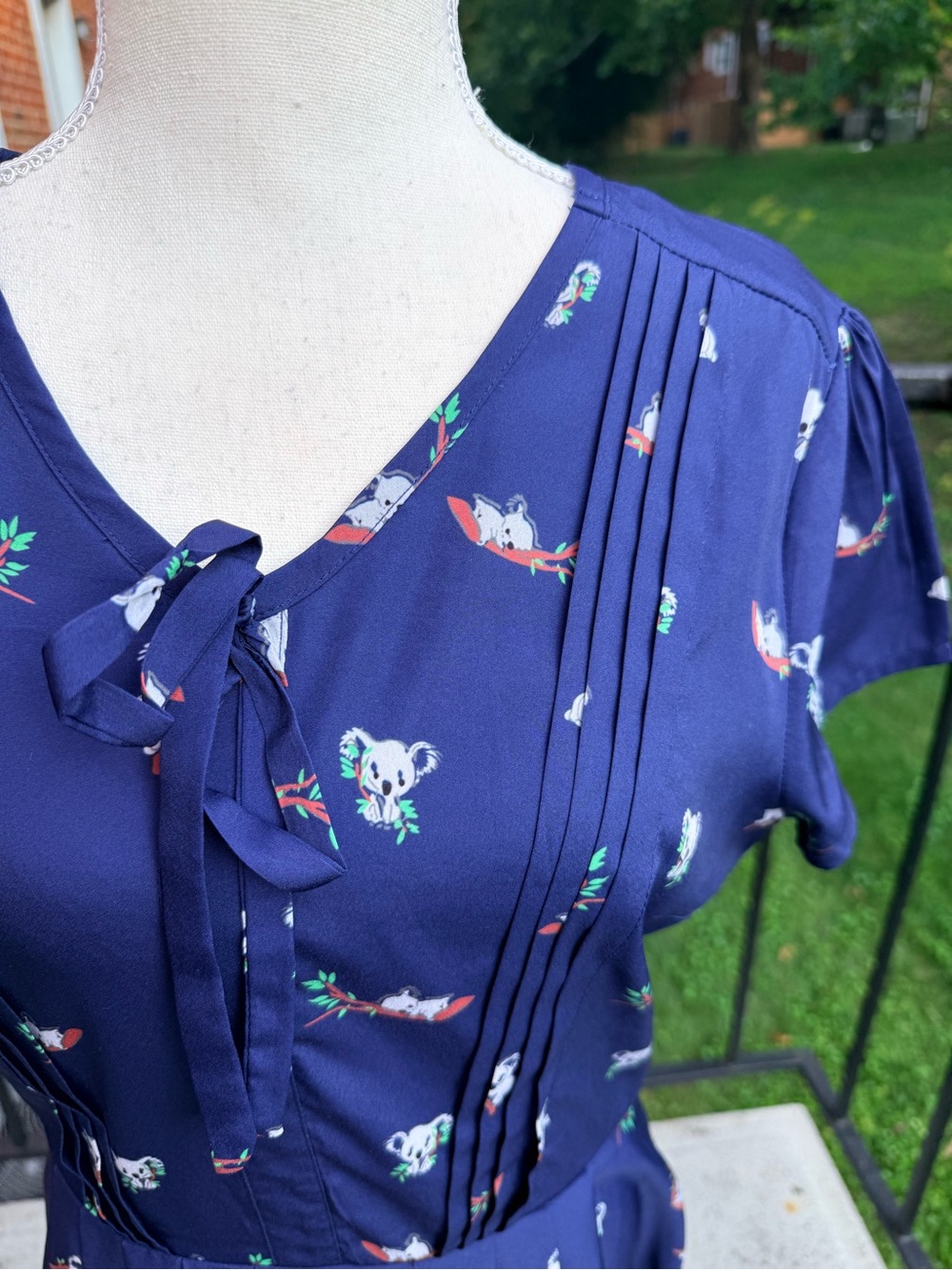ModCloth Koala Print Dress Size 12 - Picture 7 of 10